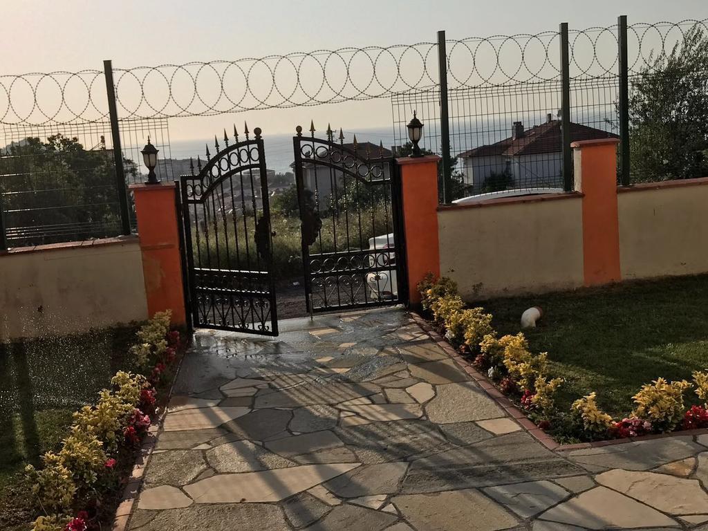 Yalova Apartments 外观 照片
